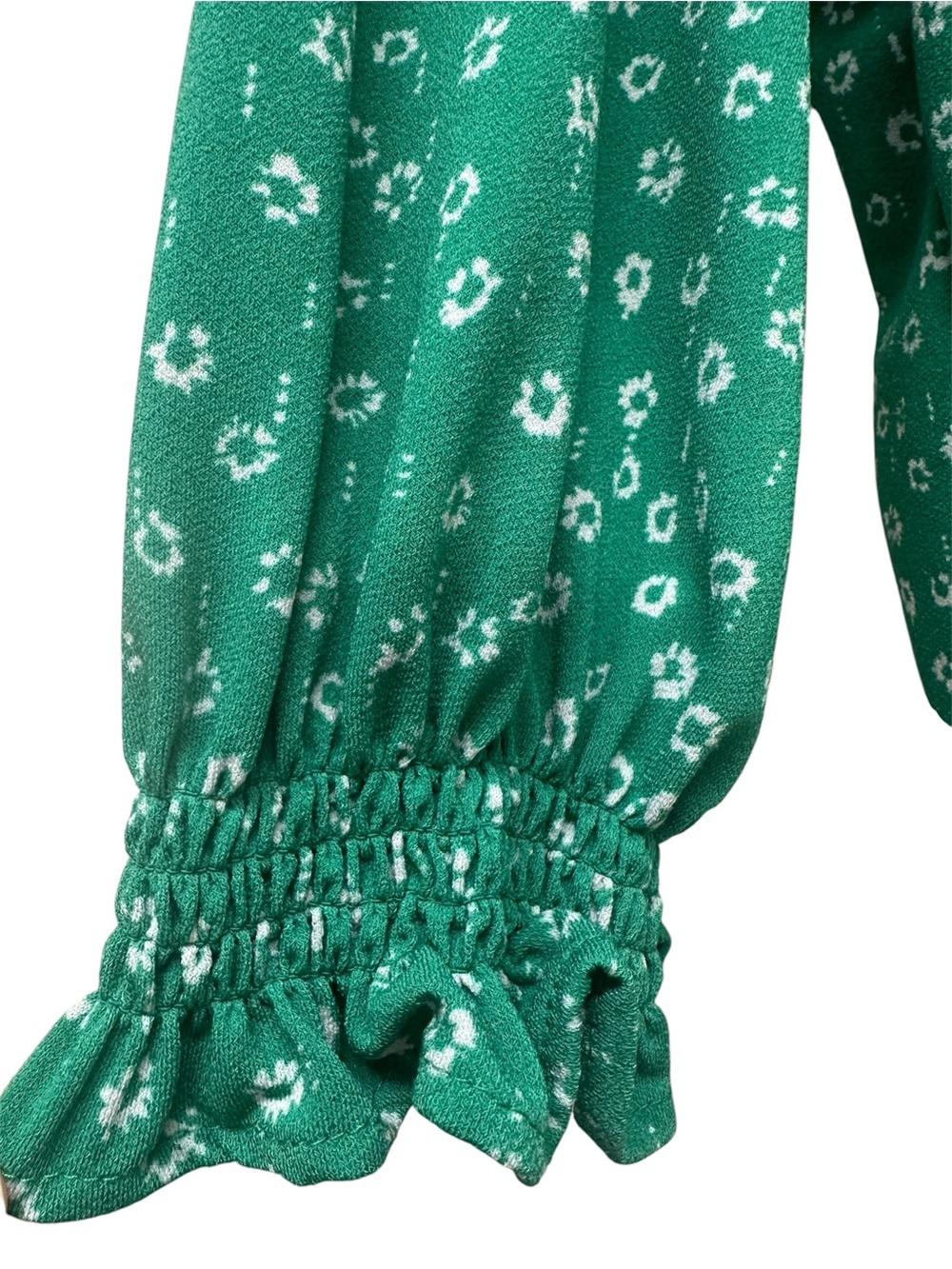 Adrianna Papell Womens Ditsy Floral Blouse Green White Boho Cottage Smocked Sz L - Picture 4 of 9